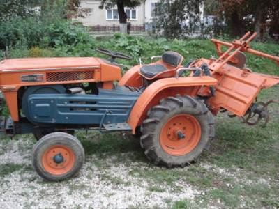 A ramas fara patru degete la o mana in timp de culegea porumbul!