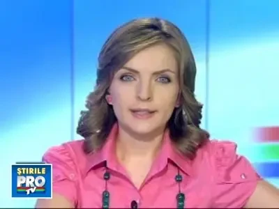 O masina de zeci de mii de euro a ars in intregime, in Capitala