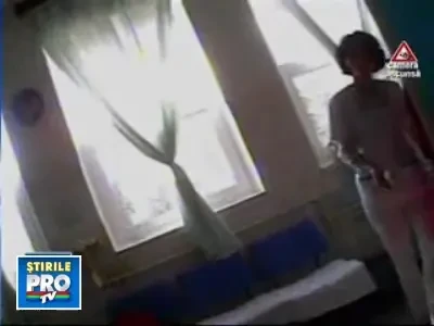 19_0910_AnchetaAbsente