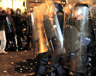 Tensiune in Israel. Gaze lacrimogene si tunuri de apa pentru evrei si arabi