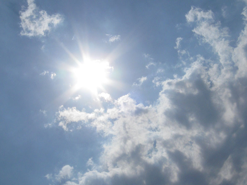 Cea mai calda zi de februarie, din ultimii 50 de ani. De dimineata, termometrele aratau la Resita, 17 grade Celsius