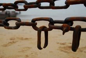 Tratamentul inuman la care o mama din China isi supune copilul. "E mai bine asa, decat sa fie lovit de o masina"