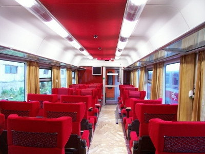 Vagoanele urat mirositoare din Romania vor disparea abia in 2013