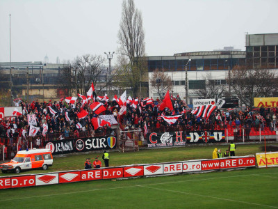 “Mi-ar placea sa raman la Arad,dar nu in orice conditii” spune antrenorul echipei UTA, Adrian Falub