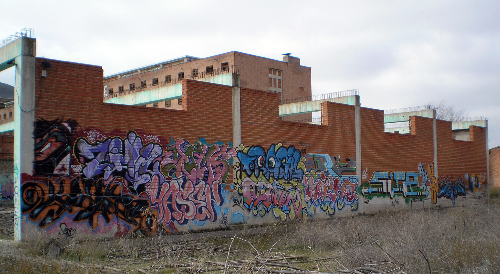 Bataie intre romani si musulmani intr-o inchisoare din Spania