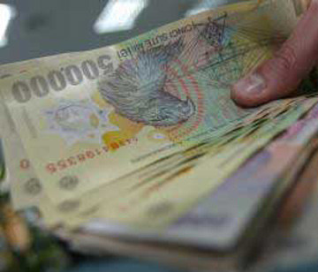 UPDATE: Leul s-a depreciat, cursul urca la 3,65 lei/euro