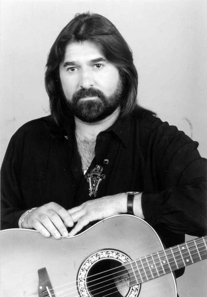 Gheorghe Gheorghiu ii ia fetei lui un Porsche de 80.000 de euro