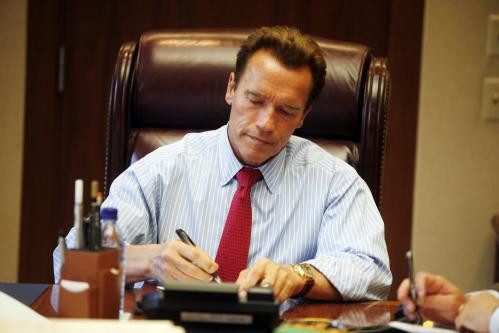 Schwarzenegger a decretat starea de urgenta in California