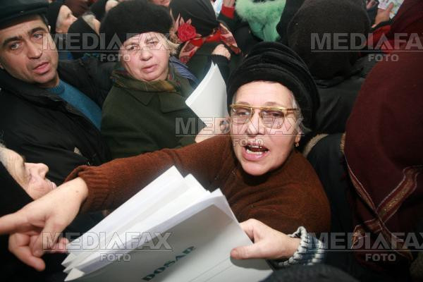 Haos la Casa de pensii Dambovita!