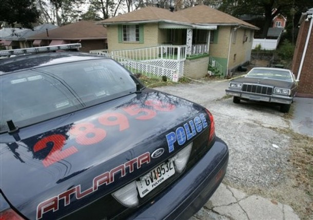 Politia din Atlanta s-a pus de-a curmezisul