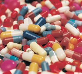 In loc de medicamente, bolnavii primesc noi amanari