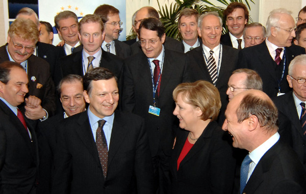 Criza financiara, "intrusul" de la Consiliul European de la Bruxelles