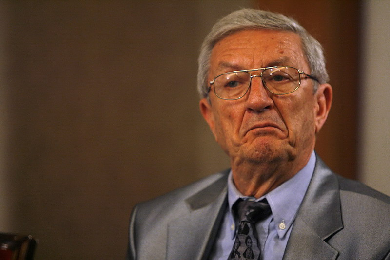 Noaptea dupa gratii nu le-a picat bine generalilor Chitac si Stanculescu