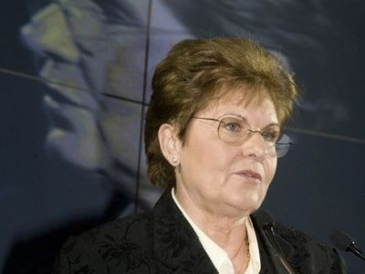 Sunt bani pentru marirea lefurilor, dar si efecte greu de suportat