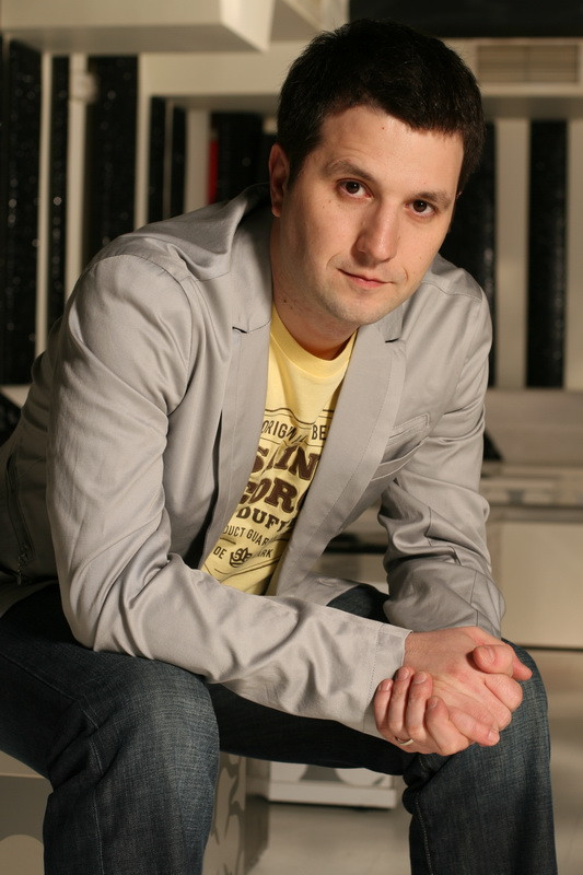 Apropo Tv: totul despre filmuletele erotice cu vedete