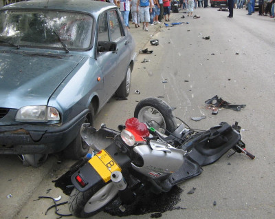 Beat mort, s-a urcat la volan si a provocat un accident in cartierul Prundu