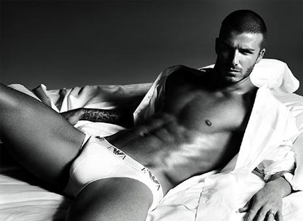 Gusta o bucatica din Beckham!