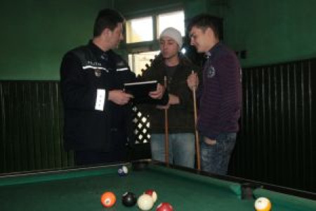 Orele de dirigentie se petrec mai nou prin baruri, la o cafea cu profesoara