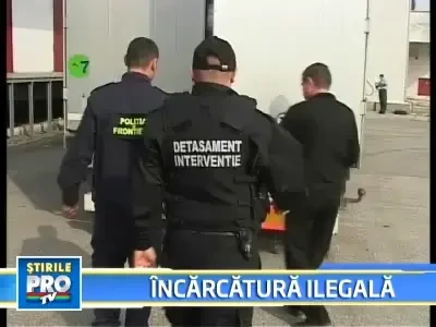 Captura de parfumuri si obiecte de imbracaminte in vama Varsand