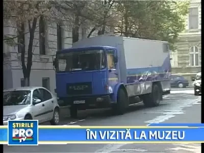 Detinutii penitenciarului Arad in vizita la Muzeul de Arta!