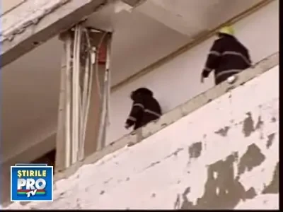 Doi raniti in urma unei explozii intr-un bloc din Cluj