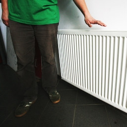 Sansa la caldura. Caloriferele din Brad s-ar putea dezgheta duminica