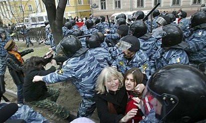 Extrema dreapta, violente in Ucraina