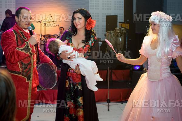 Afla ce cadouri a primit Maximus Prigoana la taierea motului