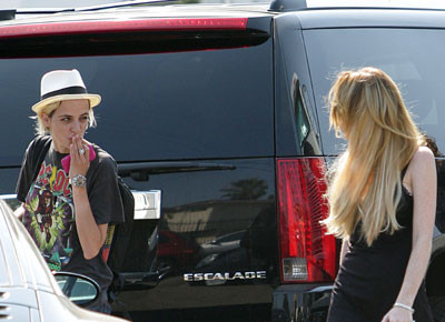 Confuzie generala! Lindsay Lohan spune ca nu e lesbiana!