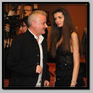 Monica Columbeanu isi spune "gerontofila"!