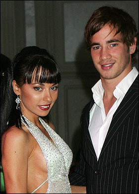 Cheeky Monica da sfaturi rivalelor