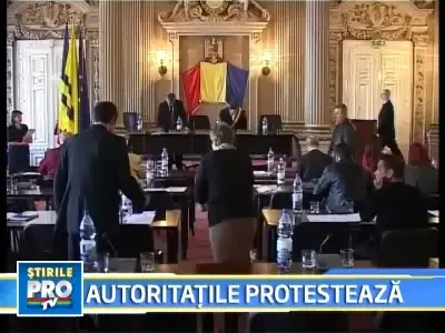 Primarul si consilierii locali aradeni ies in strada!