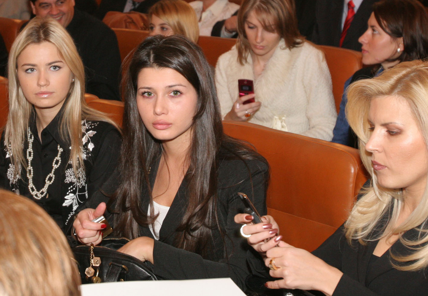 Doua Elene in oras: Udrea si Baseasca