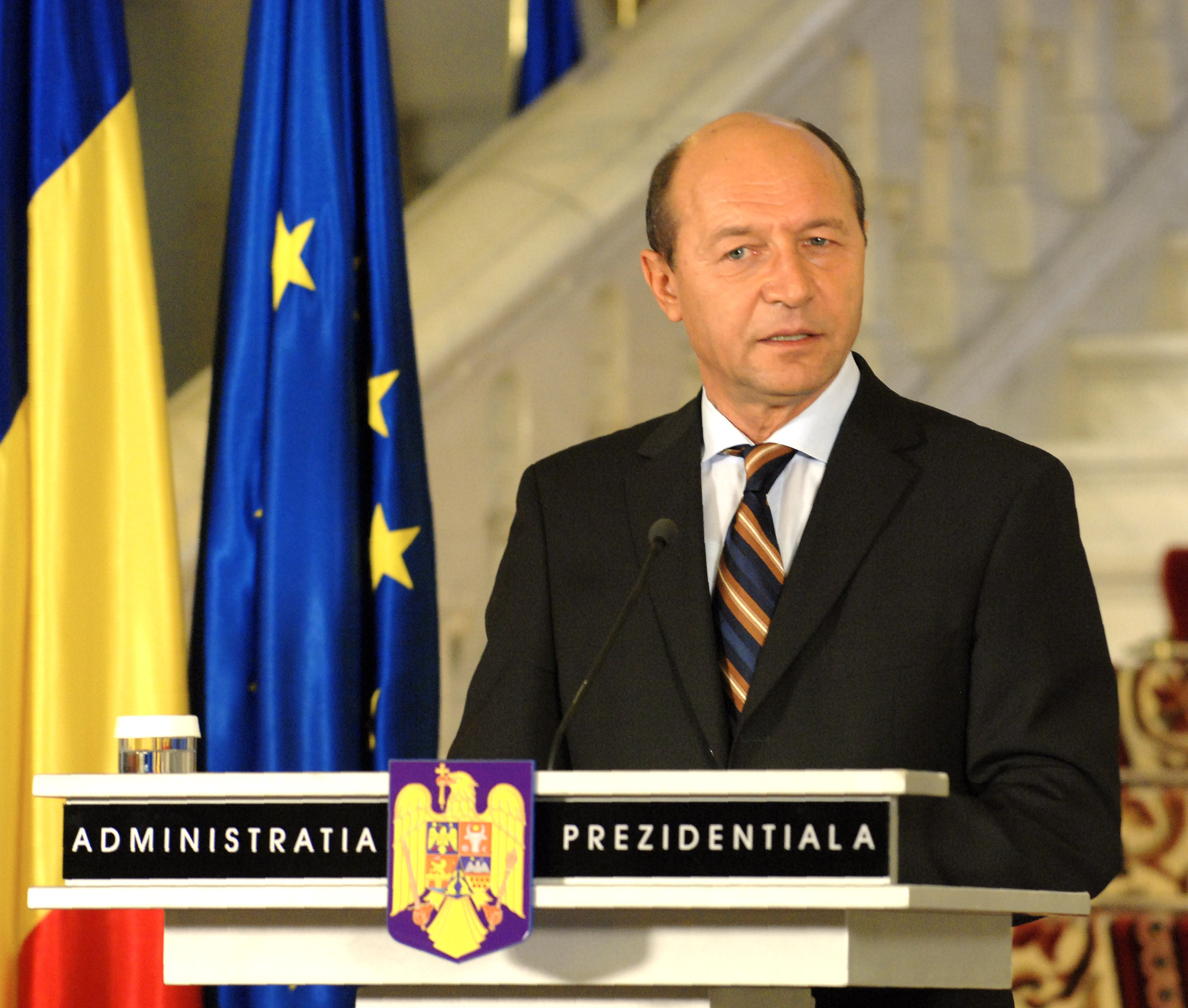 Basescu: Am reusit, impreuna cu premierul, sa servim interesul national
