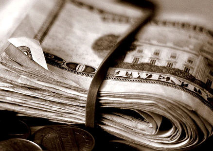 Efectul patriotismului nipon: yenul, record istoric fata de dolar