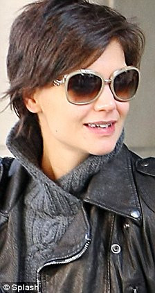 Unde iti sunt dintii, Katie?