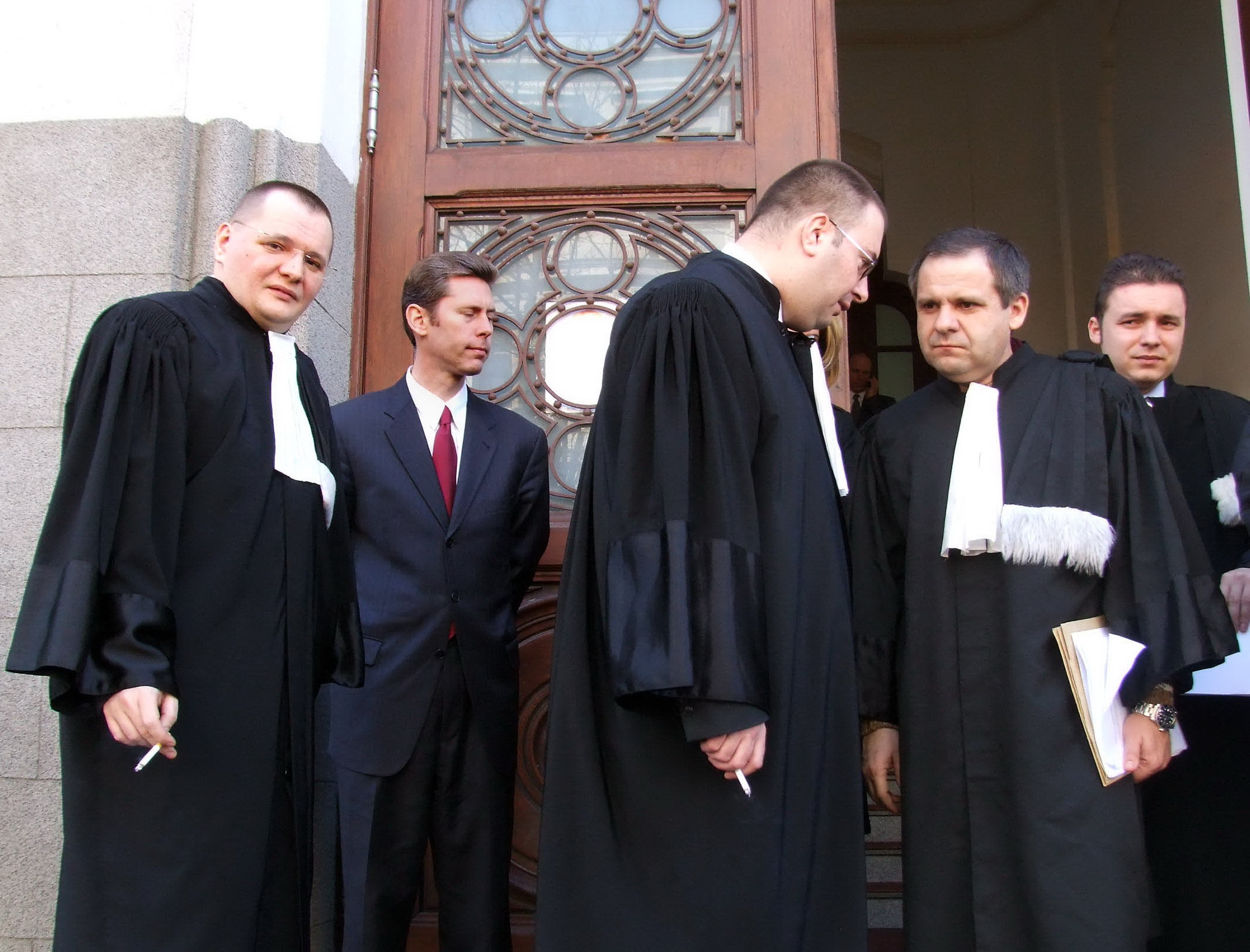 Asociatia Magistratilor din Romania: Basescu si Ponta sa-si retraga declaratiile privind procurorii