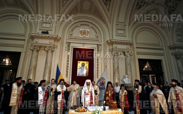 Inghesuiala "sfintita" pe Dealul Mitropoliei