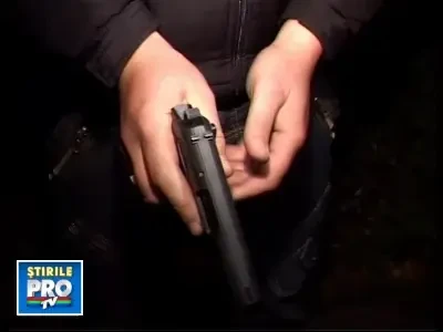 Petrecere a burlacilor sfarsita sub o ploaie de gloante!