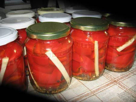 Romanii au inceput aprovizionarea de iarna