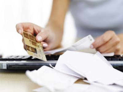 Economistul sef al BNR: Copiii cred ca banii sunt facuti de zâne; asa au crezut si parintii la creditele cu buletinul