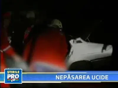 Arges: doua persoane au murit din cauza unui morman de pamant nesemnalizat