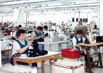 Romania, la un pas de recesiune. Exporturile si importurile in scadere