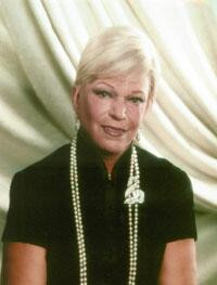 Christine Valmy-pioniera cosmeticelor in SUA!