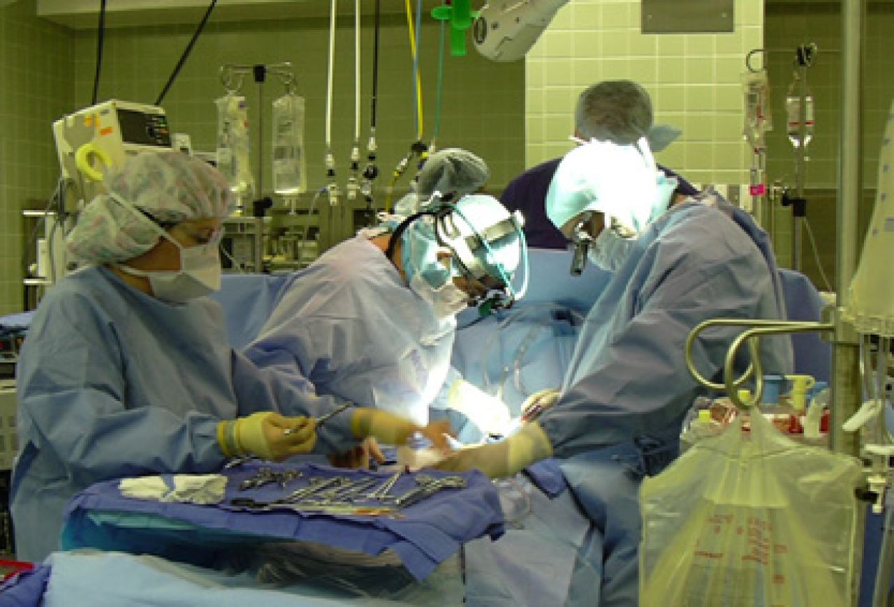 Premieră la Iași. Primul transplant de inimă din Moldova a salvat viața unui pacient de 44 de ani