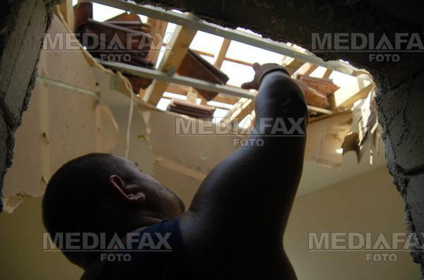 O bucata dintr-un mall din Galati, aflat in constructie, s-a prabusit