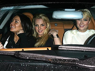 Cele trei care au speriat Vestul! Britney, Paris, Lindsay= LOVE?!