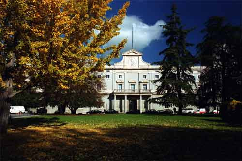 Explozie a unei masini-capcana intr-un campus universitar din Spania