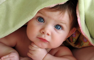 Premiera in Romania! A nascut dupa ce a avut cancer de col uterin