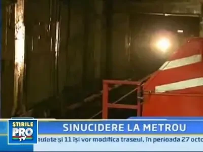 Gest extrem! S-a aruncat in fata metroului fara nicio explicatie